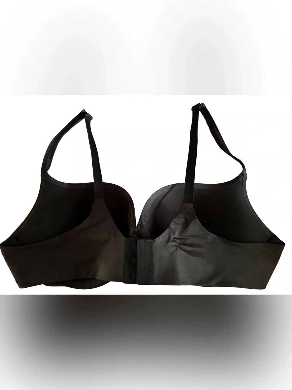 SKIMS Ultimate Nipple Wireless Push Up Bra - Onyx Size 40C - Picture 2 of 10